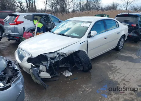 2008 Buick Lucerne Cxl z USA, uszkodzony, nr VIN 1G4HD572X8U129469